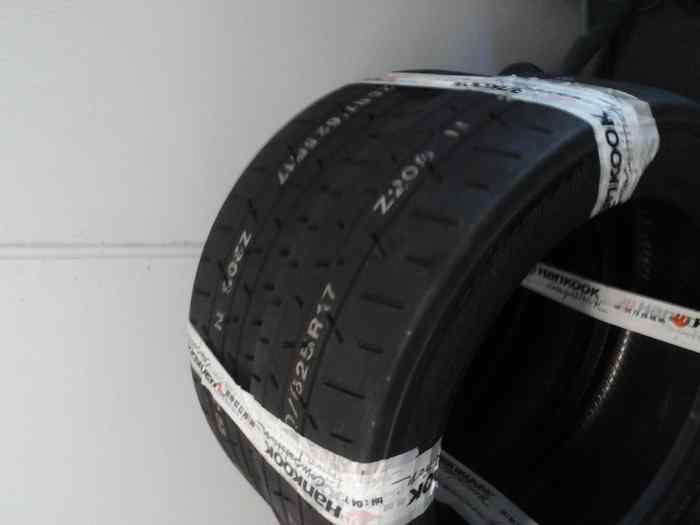 8 pneu hankook en 17 0