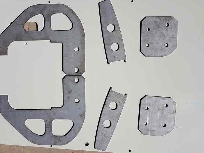 Renfort de caisse 106/Saxo/AX 0