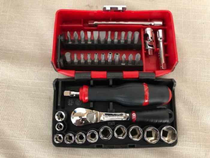 Facom Coffret cliquet HP + douilles 1/4