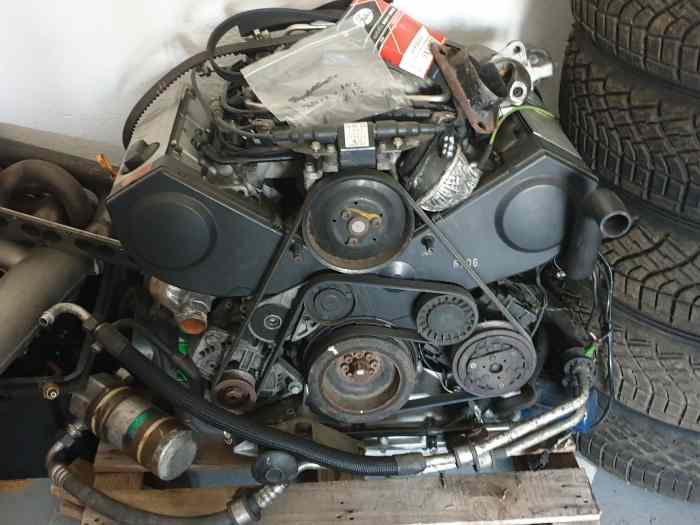 moteur Audi V6 2.8L