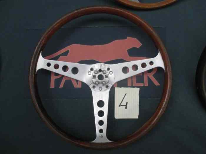 VOLANTS Les Leston / Momo / Motolita / Jaguar / Innocenti 2