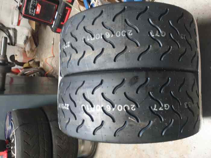 4 Pneus hankook z209 neuf en 16 pouces 0