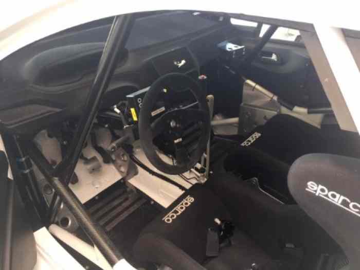 NOUVELLE PEUGEOT 208 R2 FULL EVO ET FULL OPTIONS 4