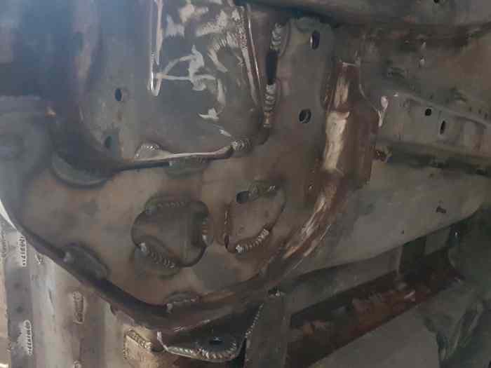 Renfort de caisse 106/Saxo/AX 2