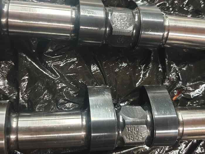 Arbres a cames catcams xu9j4 xu10j4 1