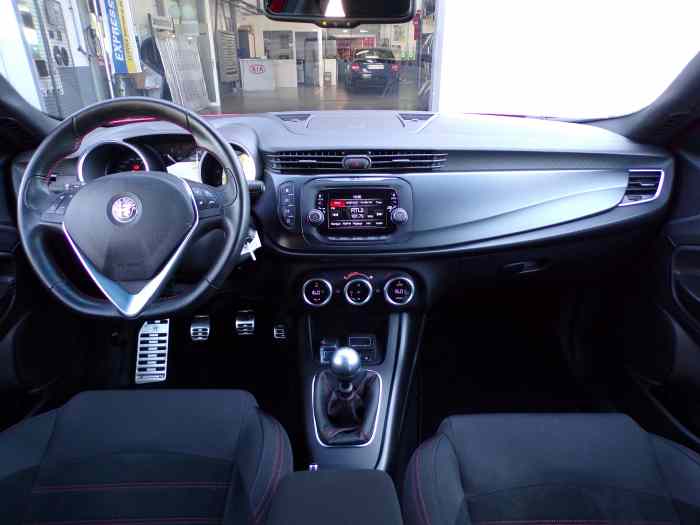 ALFA ROMEO GIULIETTA 1.4TB MultiAir 150ch Stop and Start 2