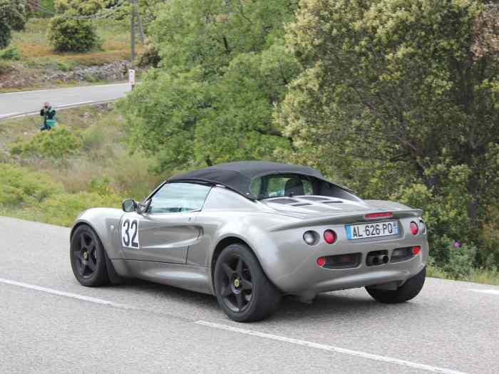 Vol Lotus Elise 2