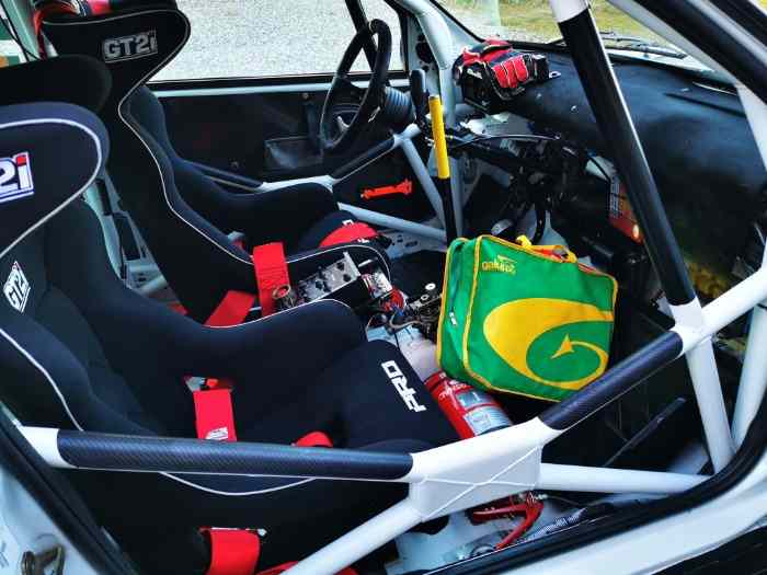 Clio 2 RS F2000 VENDUE merci Mikado – photo 2 sur 6