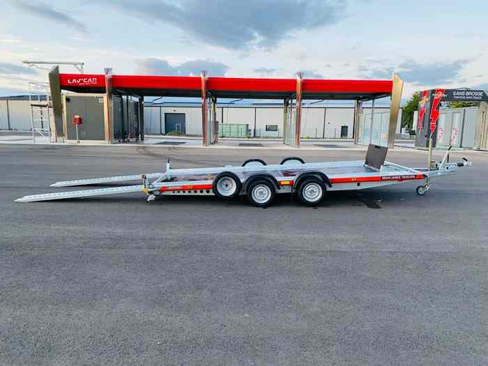 Remorque plateau porte voiture BRIAN JAMES TRAILERS A4 Transporter 1