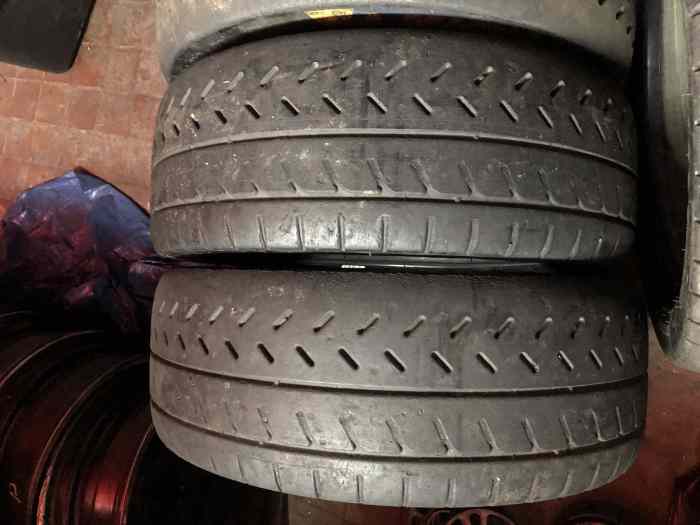 Pneus Michelin 19/60/16 R21 4