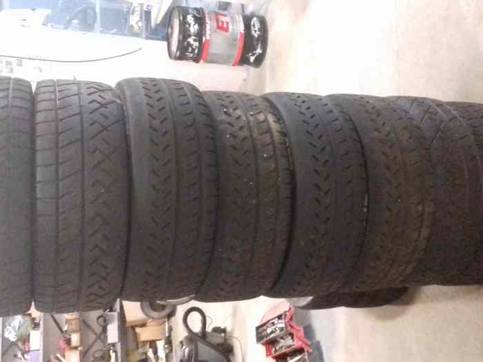 Pneus 18 pouces michelin pièces et voitures de course à vendre, de rallye et de circuit.