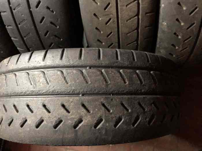 Pneus Michelin 19/60/16 R21 2