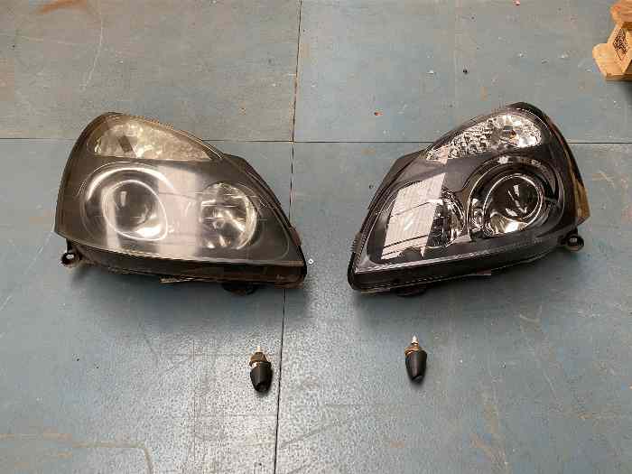Optiques phare Xénon Renault Clio 2 complet