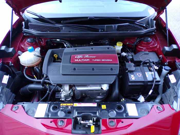 ALFA ROMEO GIULIETTA 1.4TB MultiAir 150ch Stop and Start 5