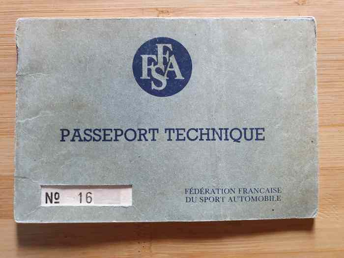 Vds GOLF 1600 GTI ph1 1979 collection avec son passeport d epoque 1