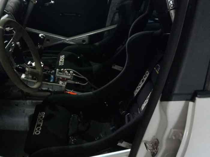 Seat León 2.0 turbo – photo 4 sur 6