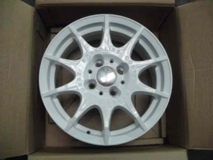 2 JANTES SPEEDLINE SL MARMORA RALLYE 6.5 X 15 4X100 ET 38 NEUVES 0