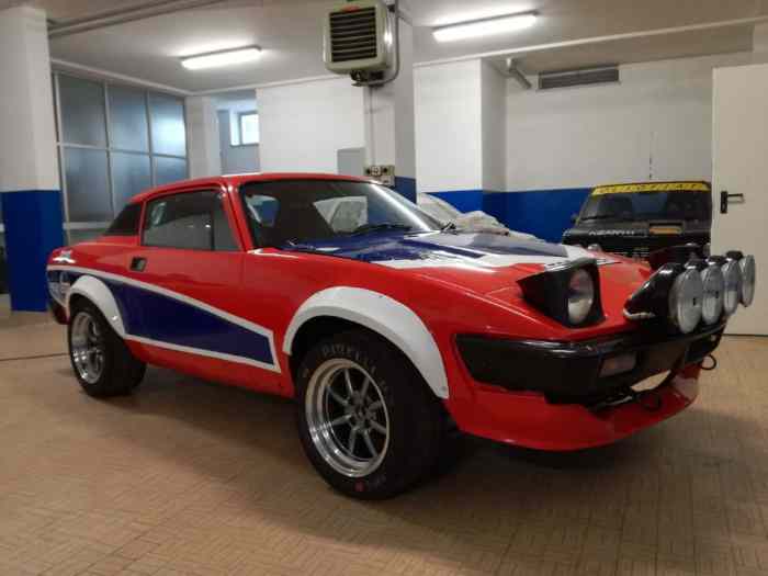 TRIUMPH TR8 GR.4