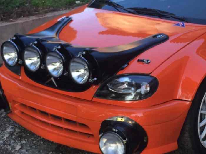 Rampe de phares Saxo Longue Xenon