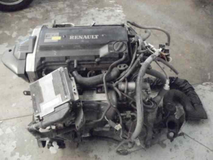 MOTEUR R2.0 16V F7R 710 COMPLET 0