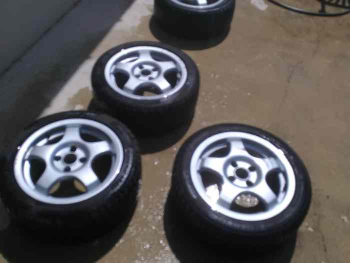 Set de 4 jantes enkei 4x100 15x7 et36 1