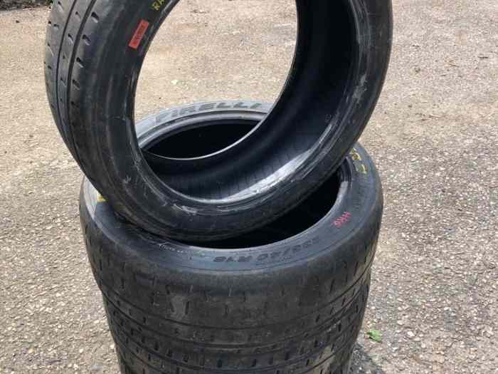 Vend Pneus Pirelli et Michelin 18 Pouces 0