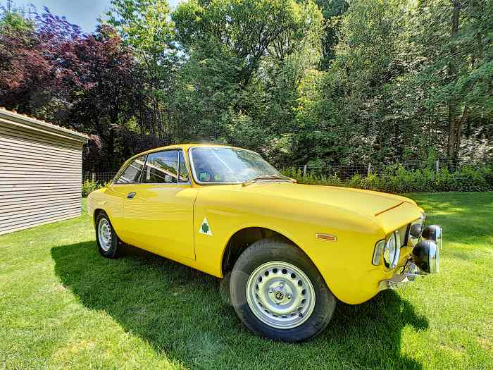 ALFA ROMEO Giulia Sprint GT Veloce 1966 0