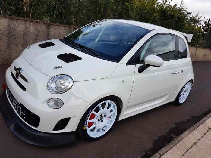 Abarth 500/ 595/695 assetto corse à saisir unique 0