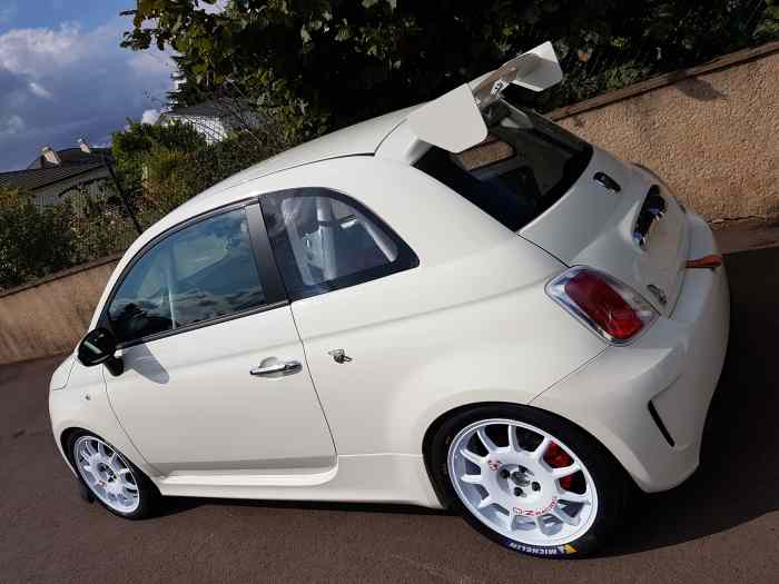 Abarth 500/ 595/695 assetto corse à saisir unique 3