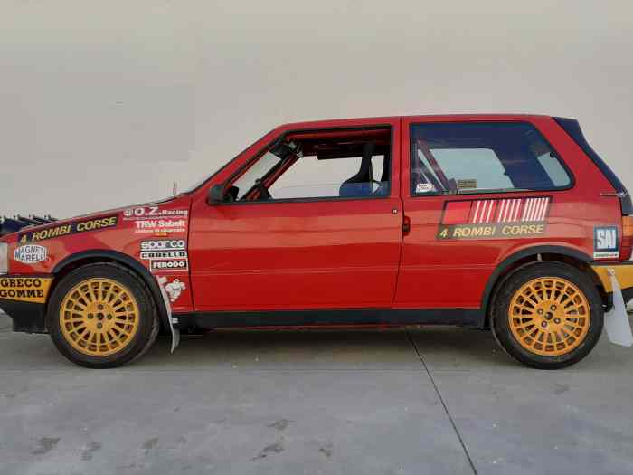 FIAT UNO Turbo i.e. Gr.A avec PTH FIA 1