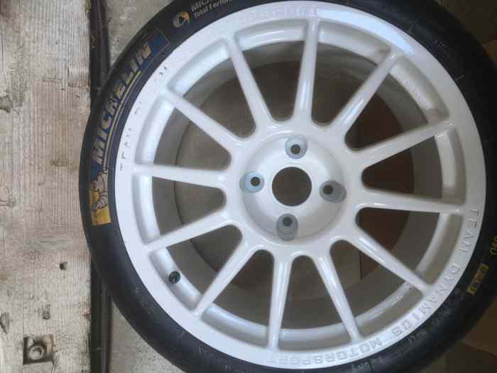 5 JANTES TEAM DYNAMICS 17X8.0 / 4X108 NEUVES / PNEUS SLICKS 1