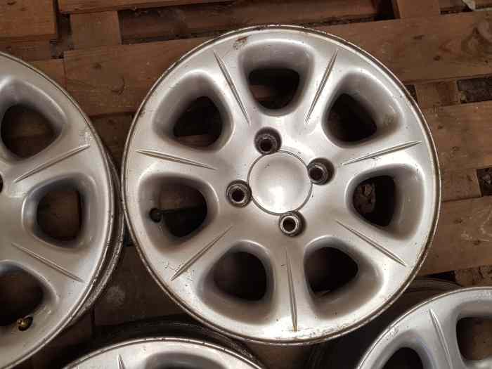 Lot de 4 jantes Toulouse Saxo VTS en 14 grise 4