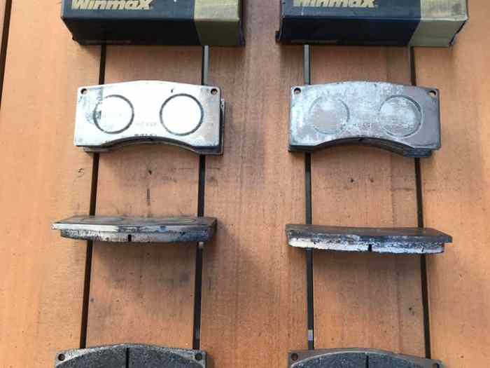 Plaquettes de frein Winmax WMP1099-16 usagées 1