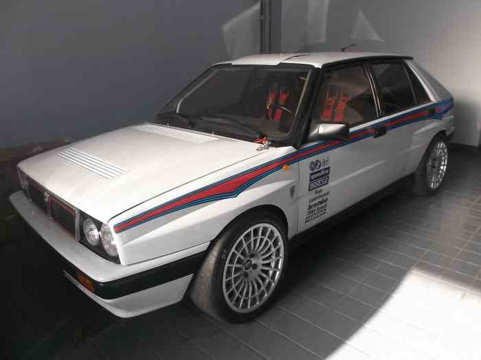 Lancia Delta DELTA INTEGRALE 