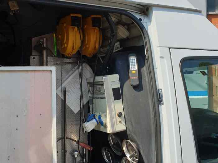 Camion puor assistance Ford Transit 140 T350 2007 4