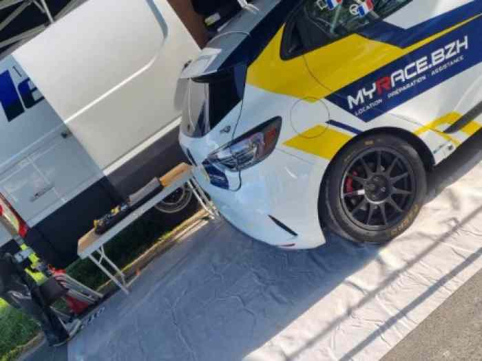 [MY RACE . bzh] LOCATION 2x CLIO V Rally5 et CLIO V RALLYCROSS 2