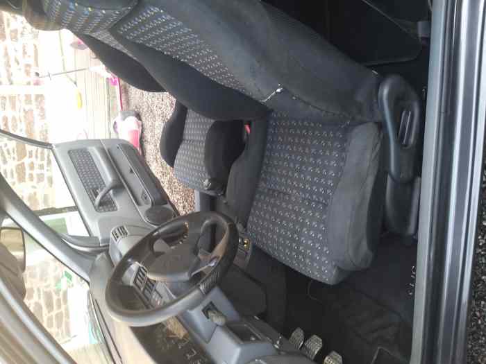 Vend clio 16 soupapes 3