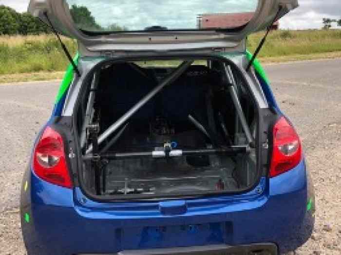 Très belle clio r3 access – photo 2 sur 6