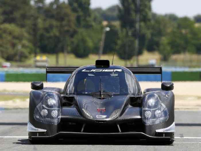 Ensemble carrosserie avec accessoires + divers pièces mécaniques LMP3 Ligier JSP3. Prix sacrifié .....occasion a saisir !! 0