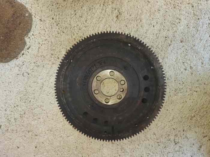 Volant moteur 106 0