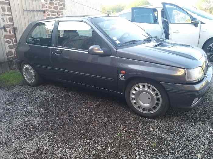 Vend clio 16 soupapes 1