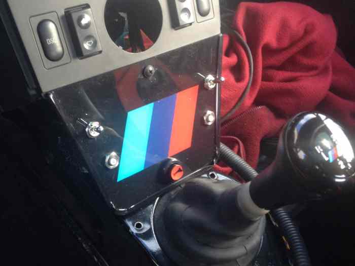 BMW Z3 3.0 ex circuit. Modifiée pour le rallye. 5