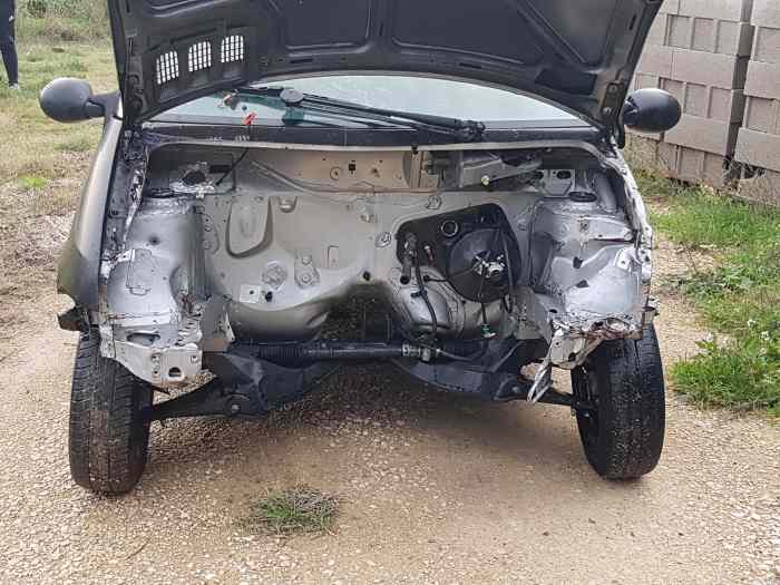 Caisse a réparer Renault Twingo F2000 11 avec son passeport – photo 2 sur 6