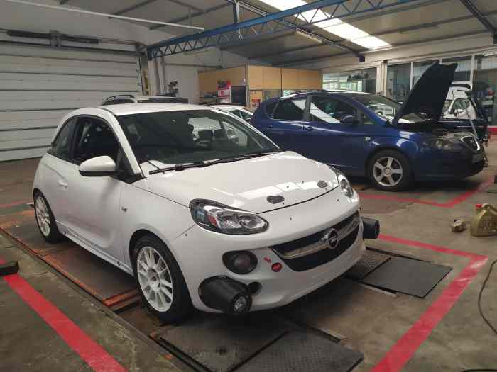 Opel Adam R2 cup