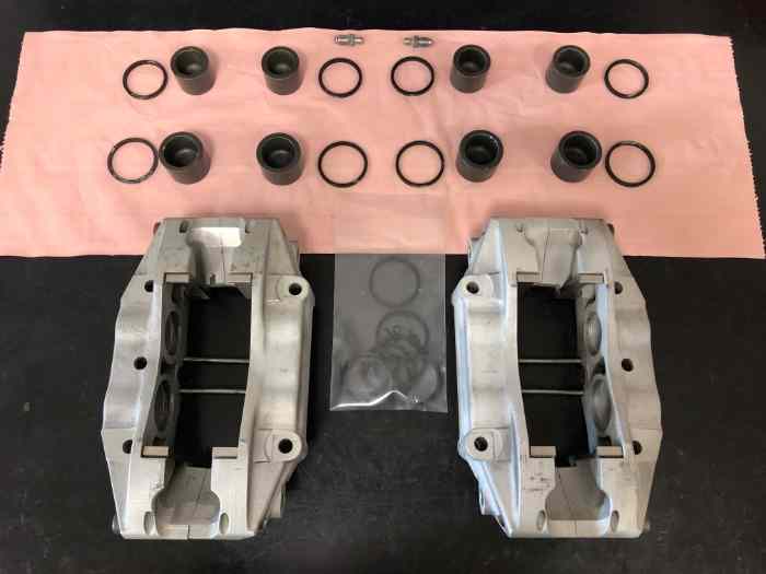 2 ÉTRIERS BREMBO 4 PISTONS RÉVISÉ VHC BMW ALPHA OU AUTRE 4