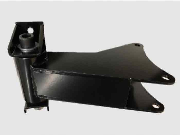 Support boîte arrière clio GrA ou F2000 1