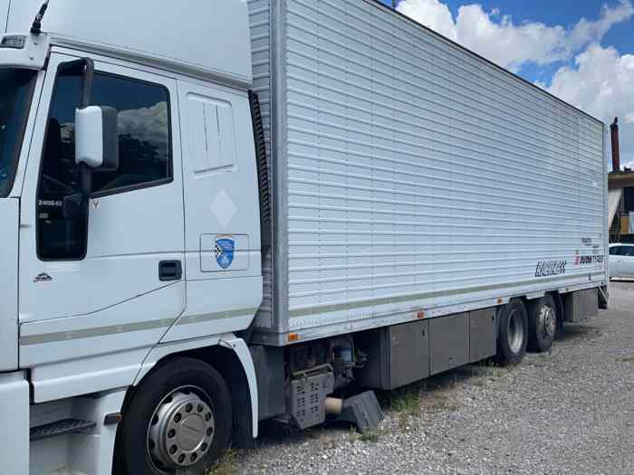 Iveco EuroStar 240E42