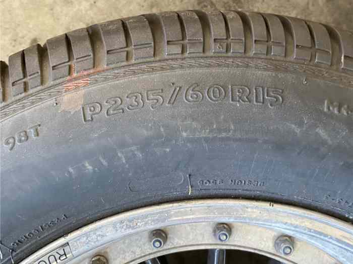 4 Pneus neufs Cooper Cobra Radial G/T (2x 255/60R15 et 2x 235/60R15) 3