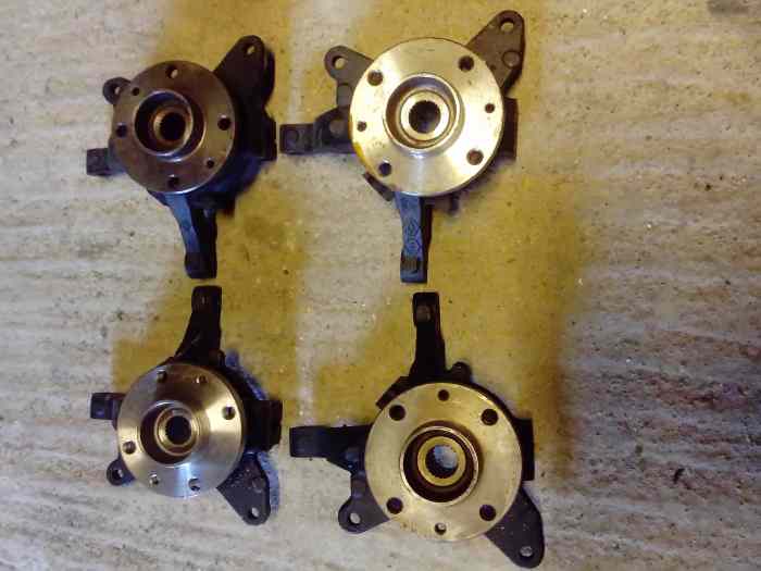 Porte Moyeu Complet Neuf Clio 2 RS