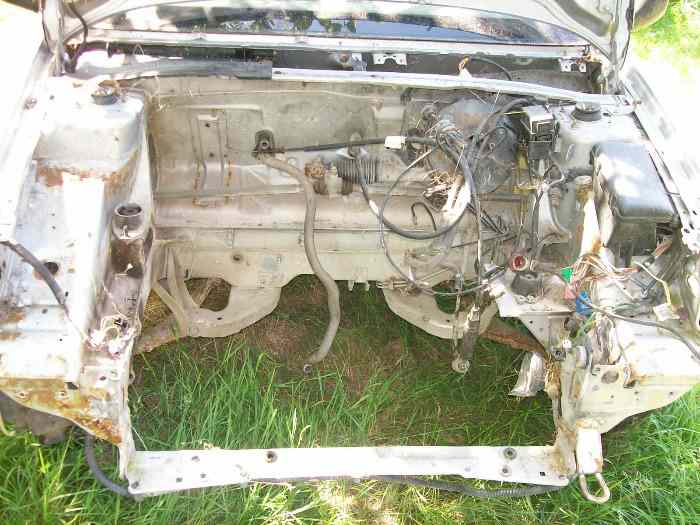 Caisse Peugeot 106 trois portes phase II 3